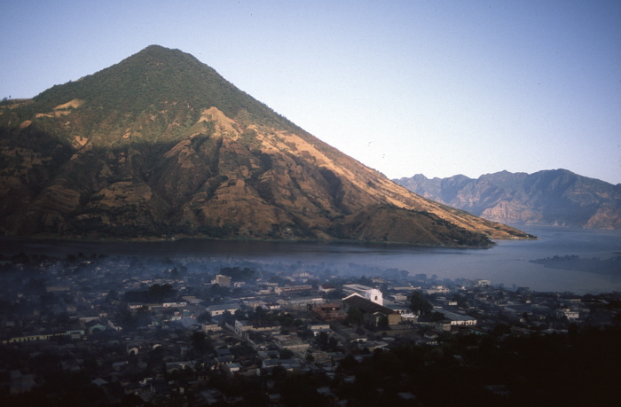 335morningsantiagoatitlan